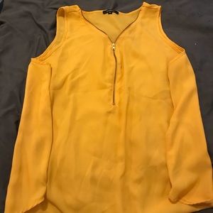 Yellow blouse w zipper detail